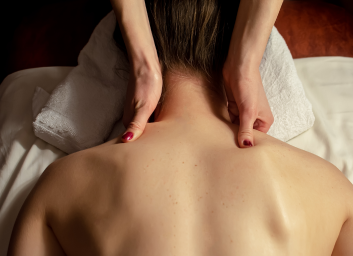 Massage thaï aux huiles essentielles